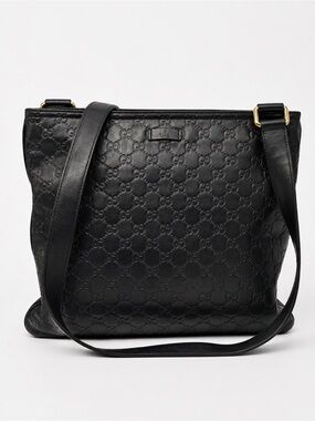 Gucci Black Embossed GG Leather Shoulder Bag with Gold-Tone Hardware
